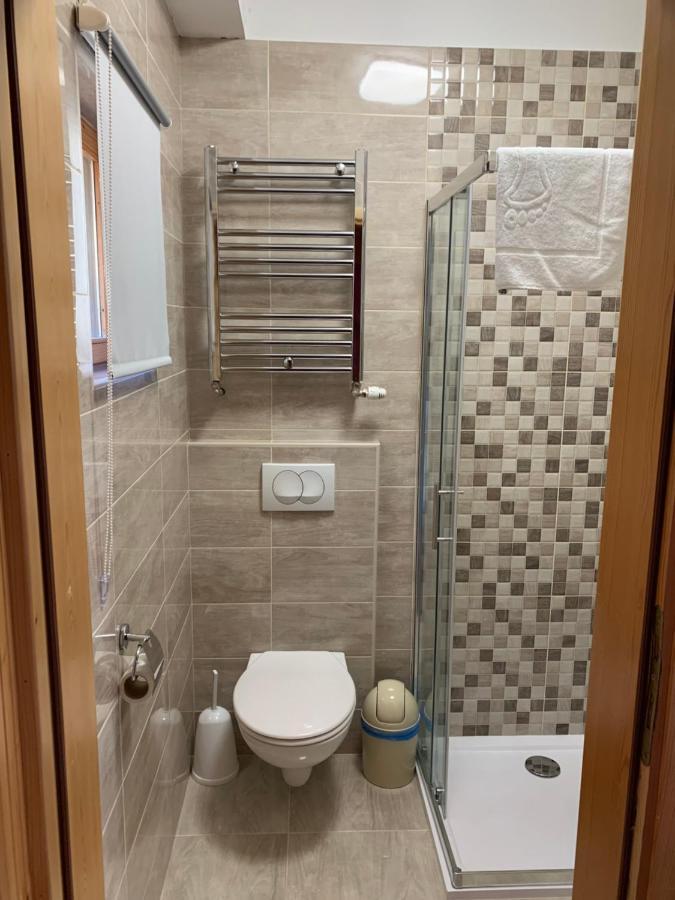 Guesthouse Stefanac Otočac Eksteriør bilde