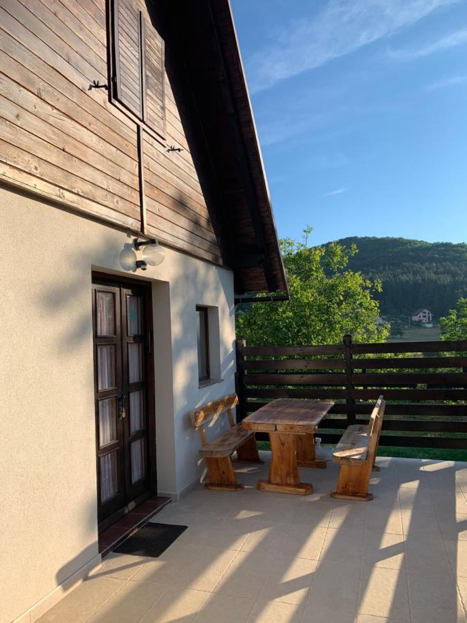 Guesthouse Stefanac Otočac Eksteriør bilde