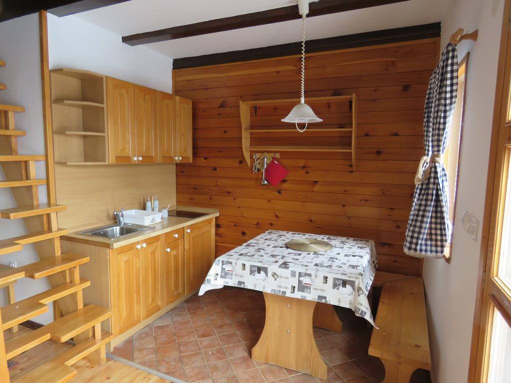 Guesthouse Stefanac Otočac Eksteriør bilde