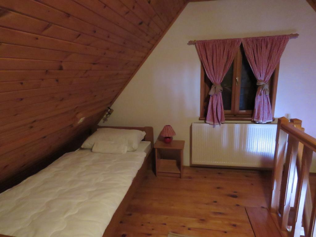 Guesthouse Stefanac Otočac Eksteriør bilde