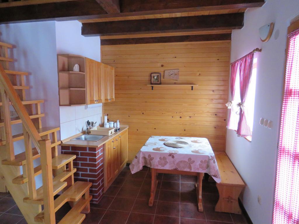 Guesthouse Stefanac Otočac Eksteriør bilde