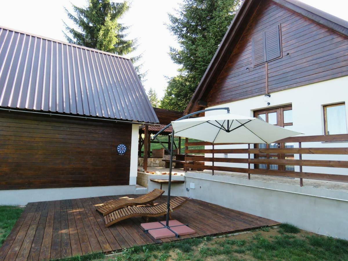 Guesthouse Stefanac Otočac Eksteriør bilde